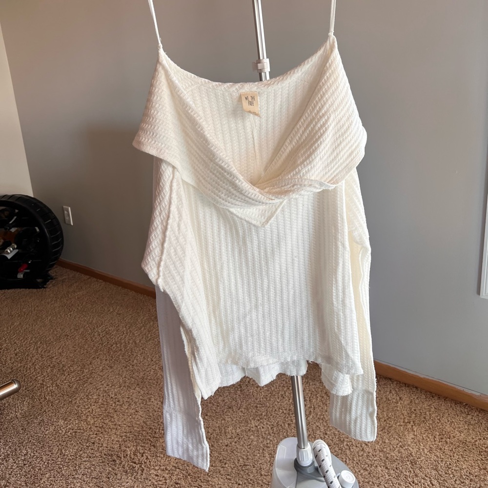 FREE PEOPLE - off the shoulder white sweater